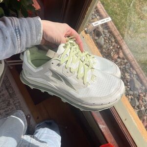 Altra Women's White Running Shoes